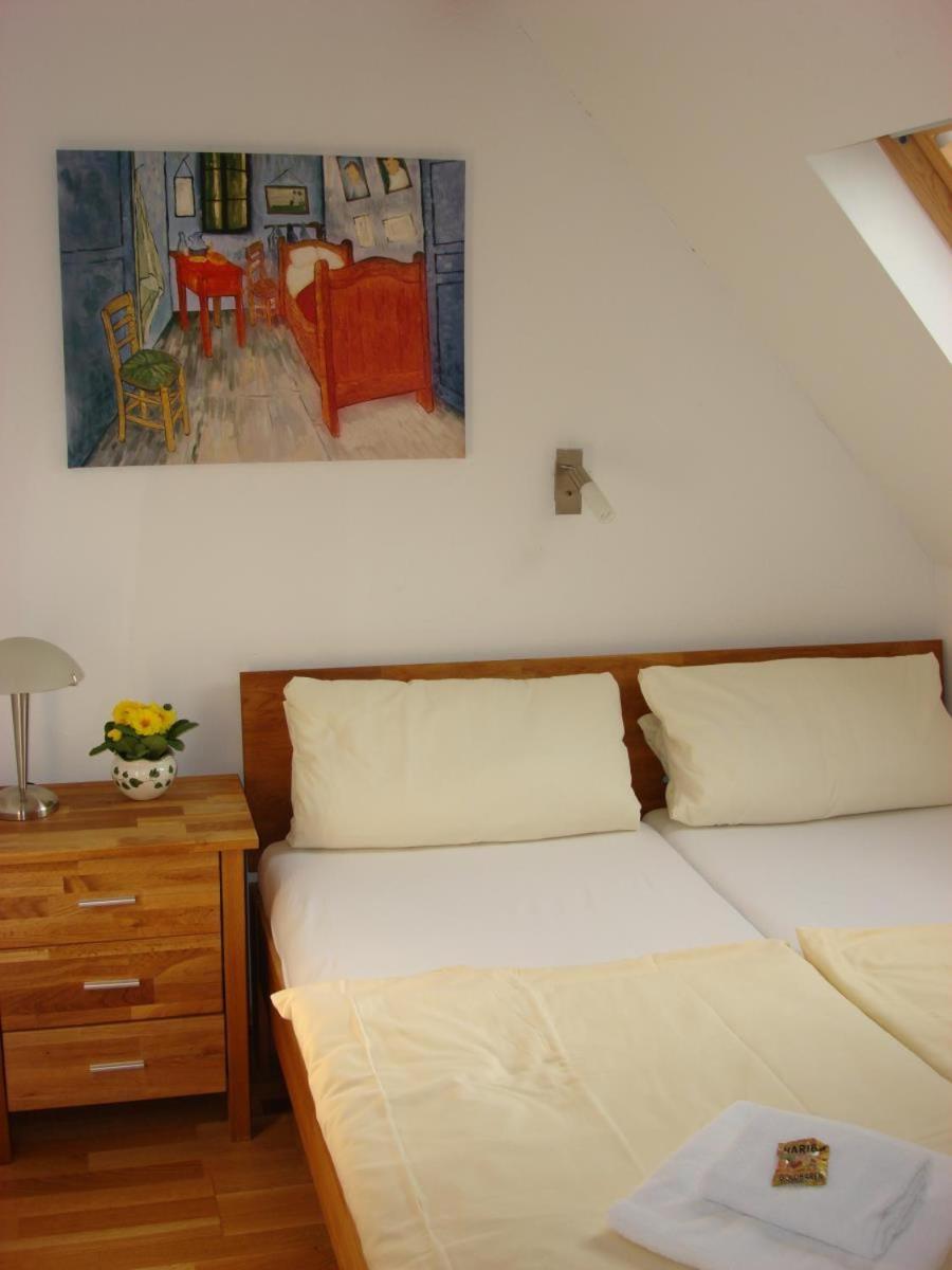 Mosel Ferienhaus Kleine Merle ツェル・アン・デル・モーゼル エクステリア 写真